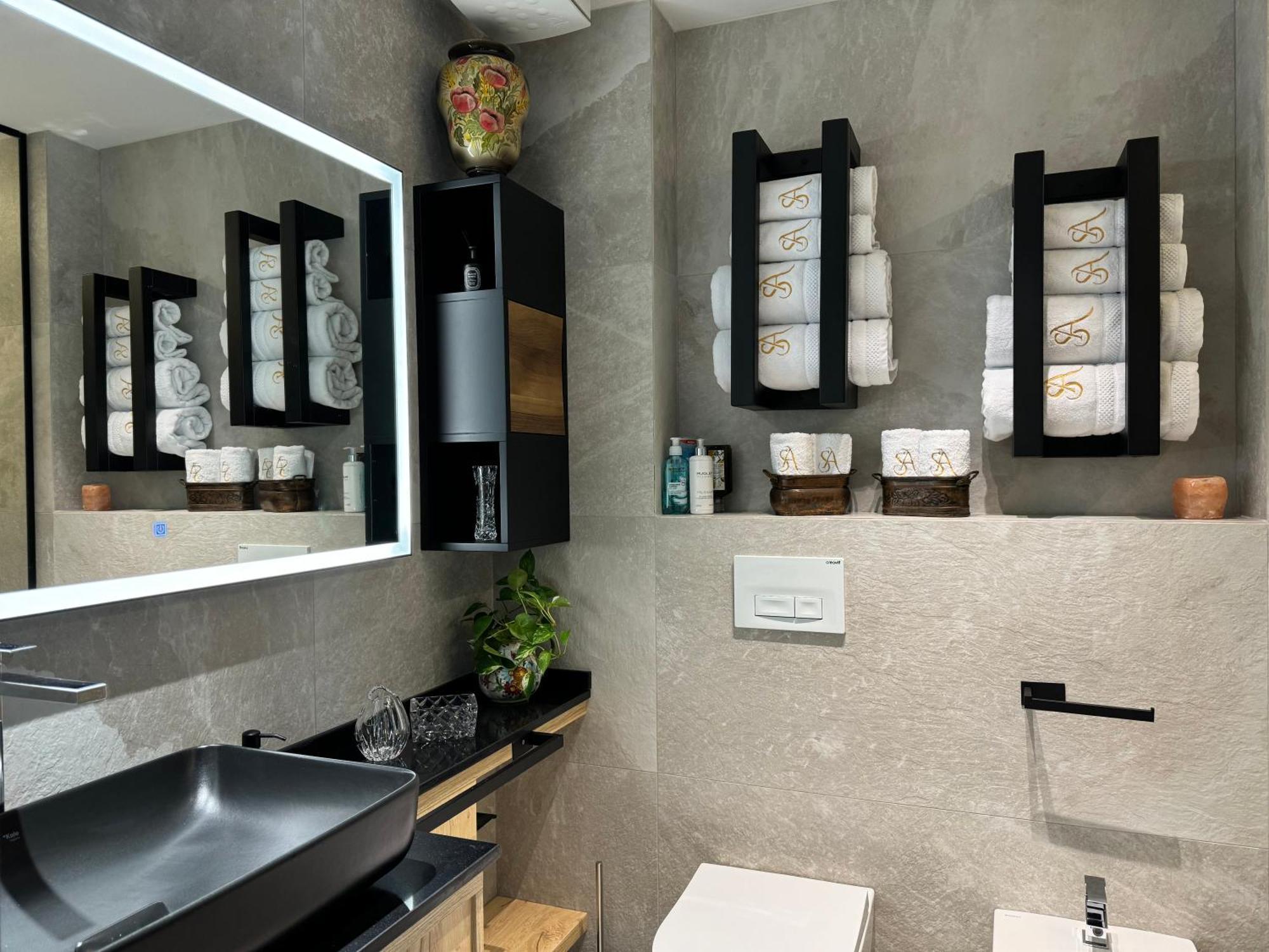 "Superattico" - Central Tirana Gorgeous Penthouse, Free Parking Esterno foto