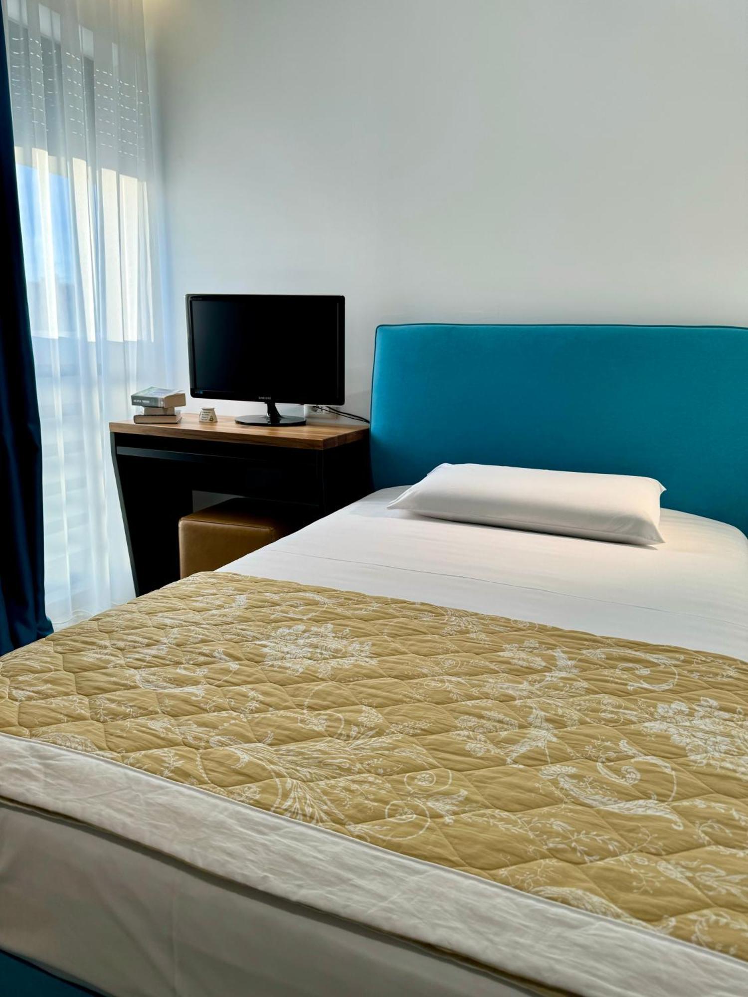 "Superattico" - Central Tirana Gorgeous Penthouse, Free Parking Esterno foto