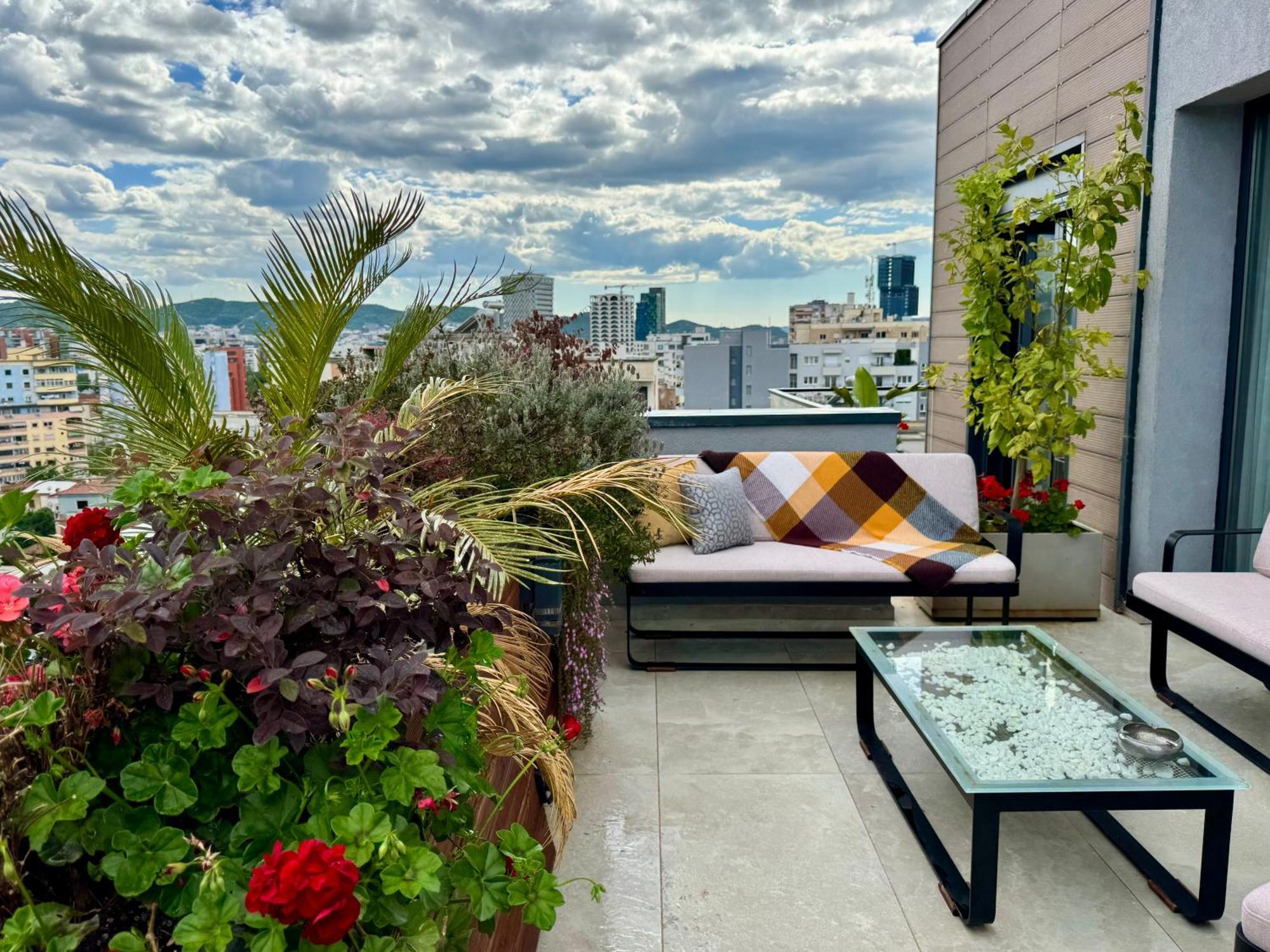 "Superattico" - Central Tirana Gorgeous Penthouse, Free Parking Esterno foto